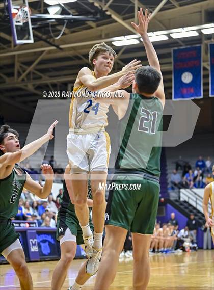 Thumbnail 1 in Pendleton Heights vs. Greenfield-Central (IHSAA 4A Section 9 First Round) photogallery.