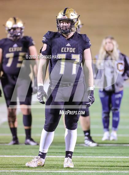 Thumbnail 2 in Brock vs. Clyde (UIL 3A Division 1 Region 1 Bi-District) photogallery.
