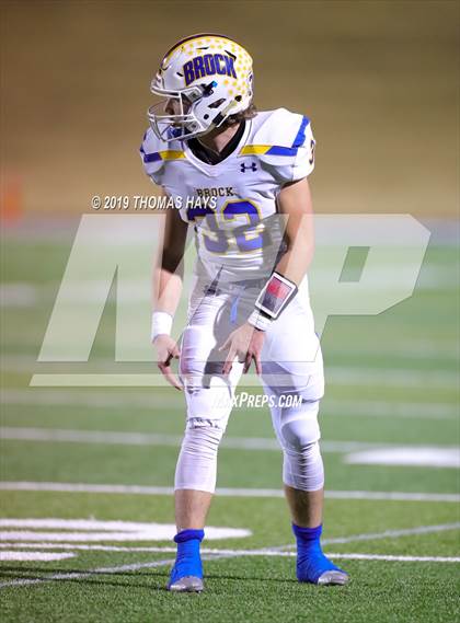 Thumbnail 1 in Brock vs. Clyde (UIL 3A Division 1 Region 1 Bi-District) photogallery.