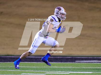 Thumbnail 3 in Brock vs. Clyde (UIL 3A Division 1 Region 1 Bi-District) photogallery.