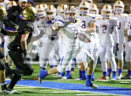 Thumbnail 2 in Brock vs. Clyde (UIL 3A Division 1 Region 1 Bi-District) photogallery.