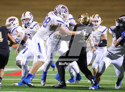 Thumbnail 3 in Brock vs. Clyde (UIL 3A Division 1 Region 1 Bi-District) photogallery.