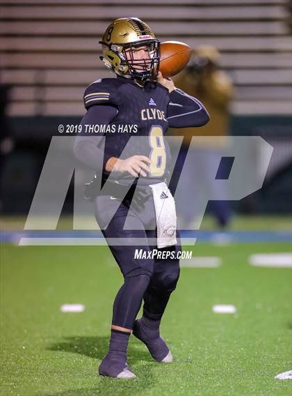 Thumbnail 2 in Brock vs. Clyde (UIL 3A Division 1 Region 1 Bi-District) photogallery.