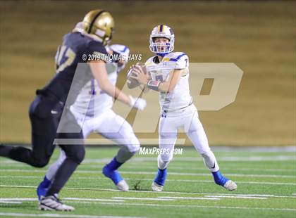 Thumbnail 2 in Brock vs. Clyde (UIL 3A Division 1 Region 1 Bi-District) photogallery.