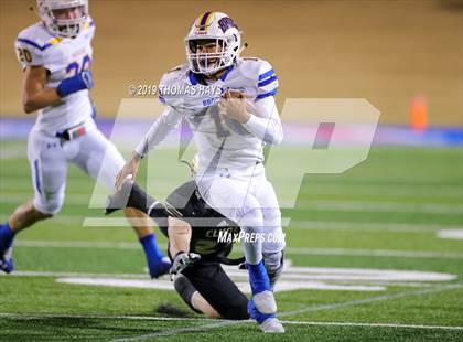 Thumbnail 3 in Brock vs. Clyde (UIL 3A Division 1 Region 1 Bi-District) photogallery.