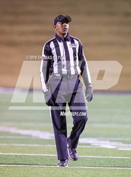 Thumbnail 2 in Brock vs. Clyde (UIL 3A Division 1 Region 1 Bi-District) photogallery.