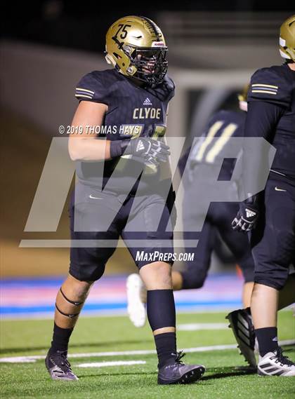 Thumbnail 2 in Brock vs. Clyde (UIL 3A Division 1 Region 1 Bi-District) photogallery.