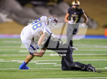 Thumbnail 3 in Brock vs. Clyde (UIL 3A Division 1 Region 1 Bi-District) photogallery.
