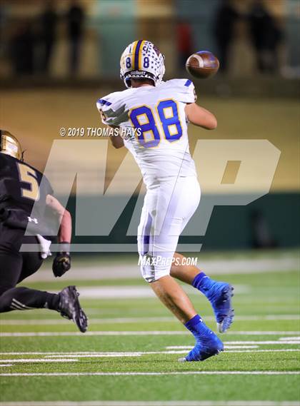 Thumbnail 3 in Brock vs. Clyde (UIL 3A Division 1 Region 1 Bi-District) photogallery.