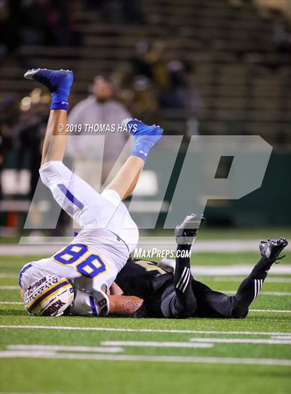 Thumbnail 3 in Brock vs. Clyde (UIL 3A Division 1 Region 1 Bi-District) photogallery.