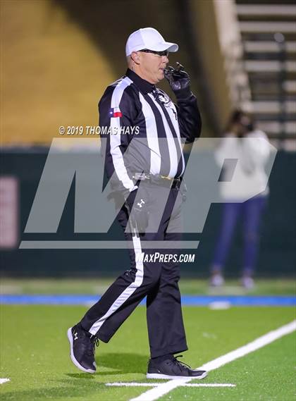 Thumbnail 1 in Brock vs. Clyde (UIL 3A Division 1 Region 1 Bi-District) photogallery.