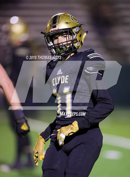 Thumbnail 3 in Brock vs. Clyde (UIL 3A Division 1 Region 1 Bi-District) photogallery.