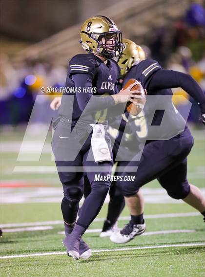 Thumbnail 2 in Brock vs. Clyde (UIL 3A Division 1 Region 1 Bi-District) photogallery.