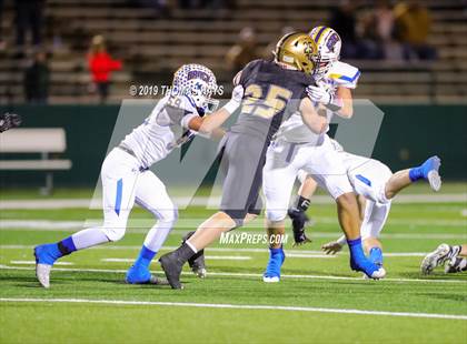 Thumbnail 3 in Brock vs. Clyde (UIL 3A Division 1 Region 1 Bi-District) photogallery.