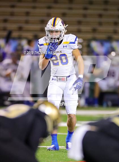 Thumbnail 1 in Brock vs. Clyde (UIL 3A Division 1 Region 1 Bi-District) photogallery.