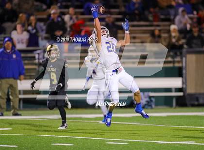 Thumbnail 3 in Brock vs. Clyde (UIL 3A Division 1 Region 1 Bi-District) photogallery.