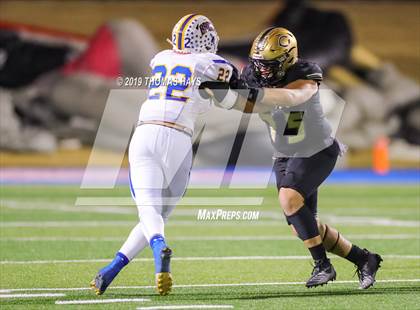 Thumbnail 1 in Brock vs. Clyde (UIL 3A Division 1 Region 1 Bi-District) photogallery.