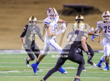 Thumbnail 2 in Brock vs. Clyde (UIL 3A Division 1 Region 1 Bi-District) photogallery.
