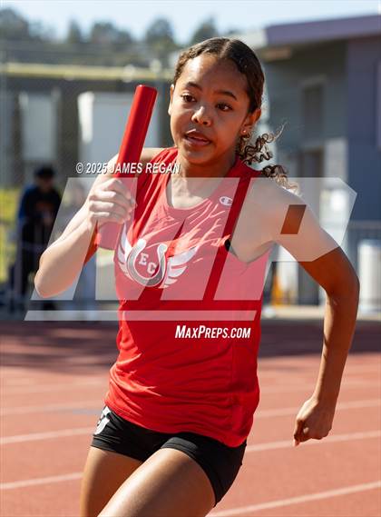 Thumbnail 2 in Hillsdale Fighting Knights Relays photogallery.