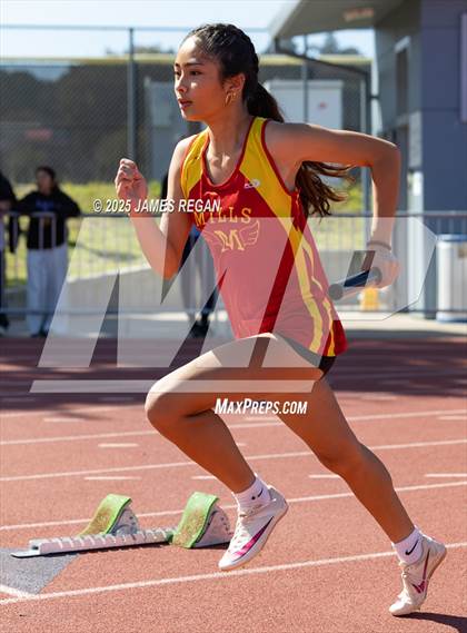 Thumbnail 3 in Hillsdale Fighting Knights Relays photogallery.