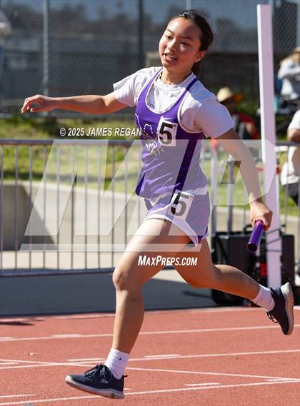 Thumbnail 1 in Hillsdale Fighting Knights Relays photogallery.