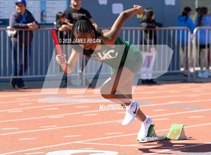 Thumbnail 1 in Hillsdale Fighting Knights Relays photogallery.