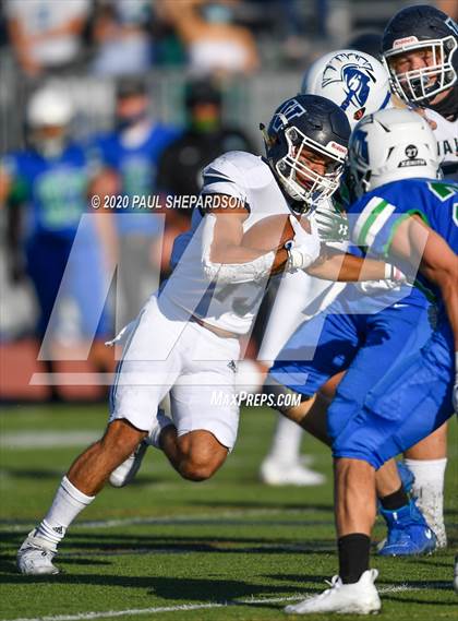 Thumbnail 2 in Valor Christian @ Doherty photogallery.