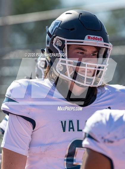 Thumbnail 2 in Valor Christian @ Doherty photogallery.