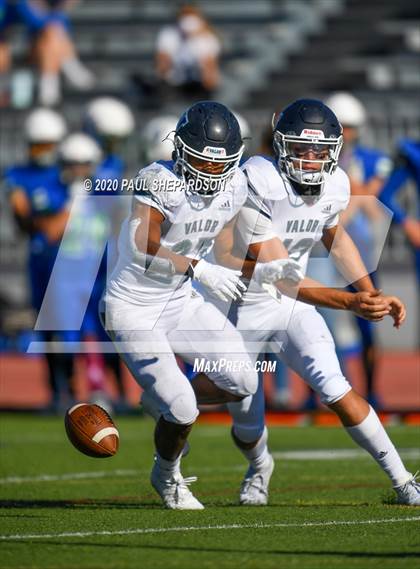 Thumbnail 2 in Valor Christian @ Doherty photogallery.