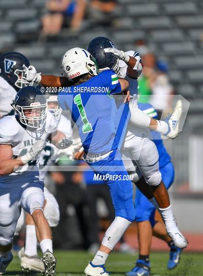 Thumbnail 2 in Valor Christian @ Doherty photogallery.