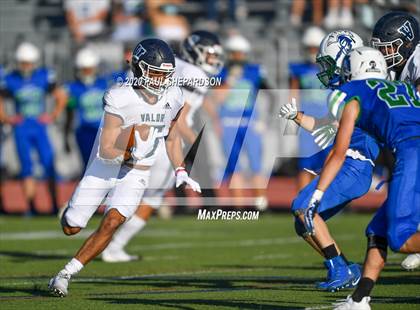 Thumbnail 2 in Valor Christian @ Doherty photogallery.