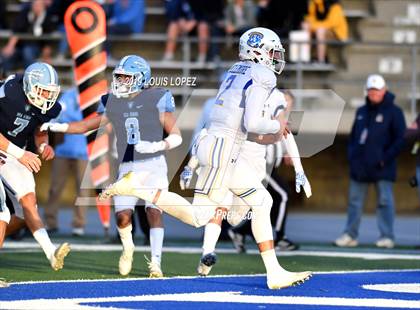 Thumbnail 1 in Serra vs. Corona Del Mar ( CIF State DIV 1A Championship Final) photogallery.