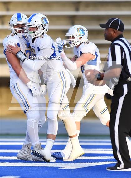 Thumbnail 1 in Serra vs. Corona Del Mar ( CIF State DIV 1A Championship Final) photogallery.