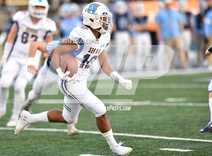 Thumbnail 2 in Serra vs. Corona Del Mar ( CIF State DIV 1A Championship Final) photogallery.