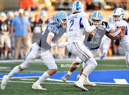 Thumbnail 2 in Serra vs. Corona Del Mar ( CIF State DIV 1A Championship Final) photogallery.