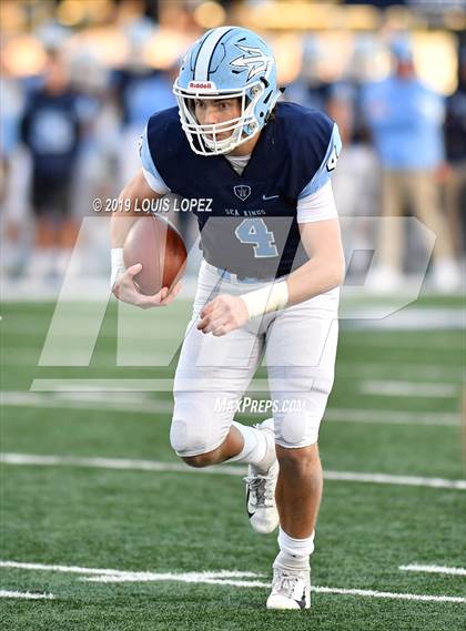 Thumbnail 2 in Serra vs. Corona Del Mar ( CIF State DIV 1A Championship Final) photogallery.