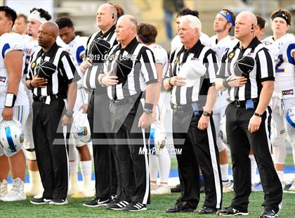 Thumbnail 2 in Serra vs. Corona Del Mar ( CIF State DIV 1A Championship Final) photogallery.