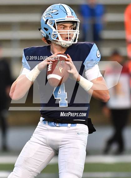 Thumbnail 1 in Serra vs. Corona Del Mar ( CIF State DIV 1A Championship Final) photogallery.