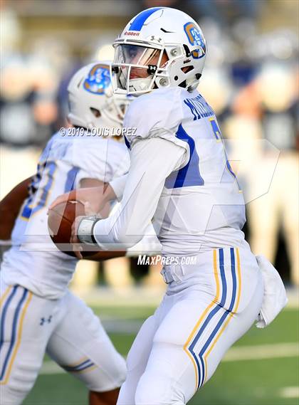 Thumbnail 2 in Serra vs. Corona Del Mar ( CIF State DIV 1A Championship Final) photogallery.