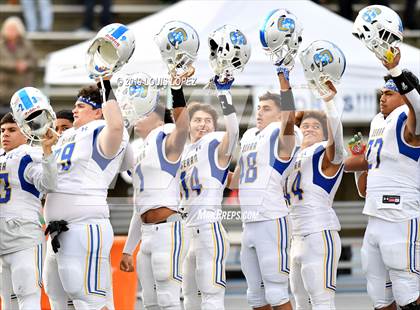Thumbnail 1 in Serra vs. Corona Del Mar ( CIF State DIV 1A Championship Final) photogallery.