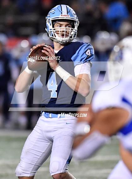 Thumbnail 2 in Serra vs. Corona Del Mar ( CIF State DIV 1A Championship Final) photogallery.