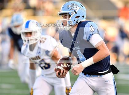 Thumbnail 2 in Serra vs. Corona Del Mar ( CIF State DIV 1A Championship Final) photogallery.