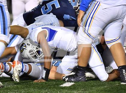 Thumbnail 3 in Serra vs. Corona Del Mar ( CIF State DIV 1A Championship Final) photogallery.