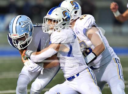 Thumbnail 3 in Serra vs. Corona Del Mar ( CIF State DIV 1A Championship Final) photogallery.