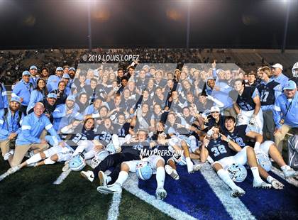 Thumbnail 3 in Serra vs. Corona Del Mar ( CIF State DIV 1A Championship Final) photogallery.