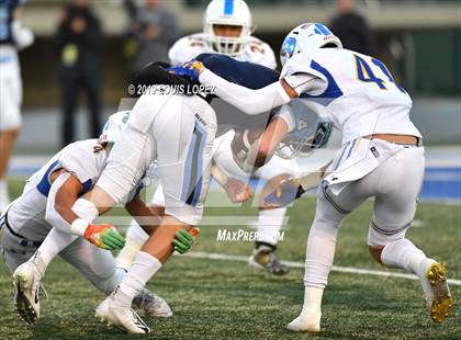 Thumbnail 2 in Serra vs. Corona Del Mar ( CIF State DIV 1A Championship Final) photogallery.