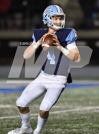Thumbnail 3 in Serra vs. Corona Del Mar ( CIF State DIV 1A Championship Final) photogallery.