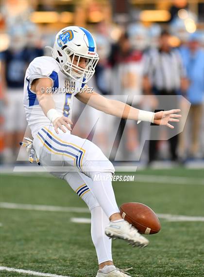 Thumbnail 3 in Serra vs. Corona Del Mar ( CIF State DIV 1A Championship Final) photogallery.