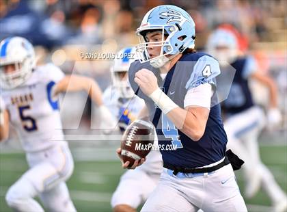Thumbnail 3 in Serra vs. Corona Del Mar ( CIF State DIV 1A Championship Final) photogallery.