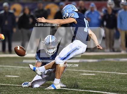 Thumbnail 1 in Serra vs. Corona Del Mar ( CIF State DIV 1A Championship Final) photogallery.